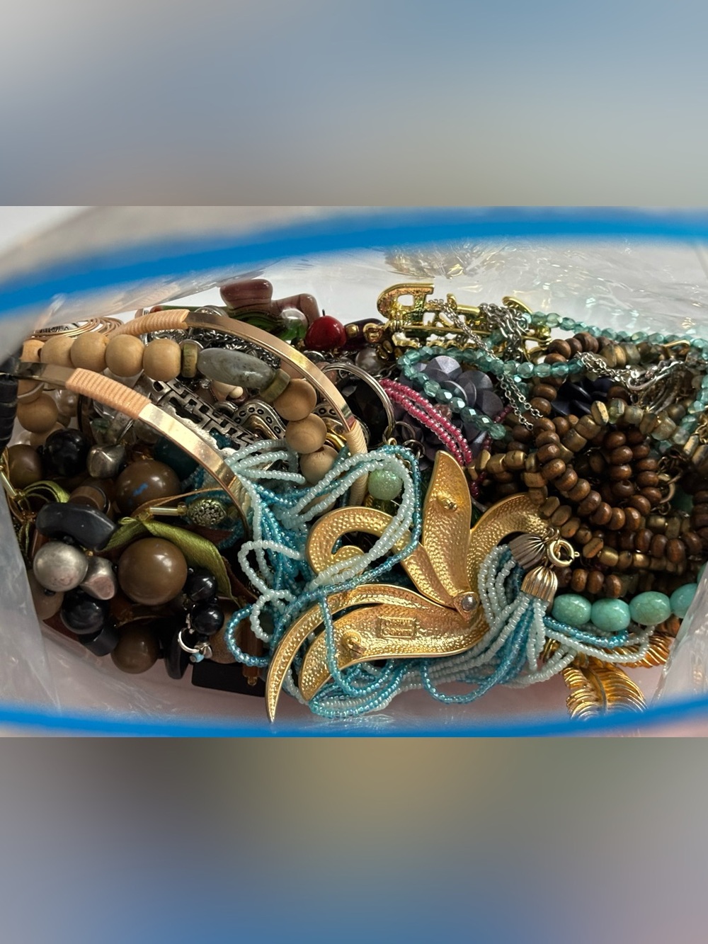 Mixed Costume Jewelry Lot 1.3 lbs Boho Vintage Bead Brooch Craft Reseller Box